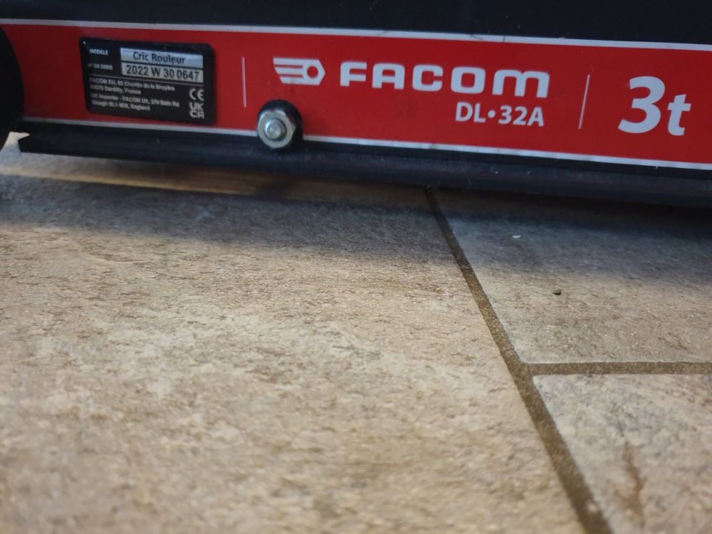 FACOM DL.75M - 750kg Pit Jack | ETS-305364