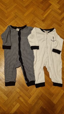 2 pijamas bébé