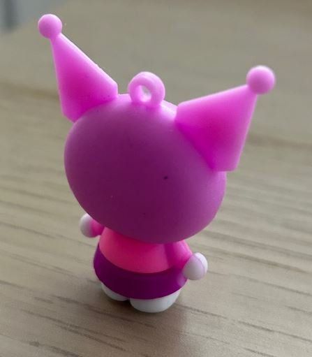 Ciondoli: Kuromi : 1 pendentif 3D silicone – Nuovo e nell'imballaggio originale da Lutry venduto da kylab7 1
