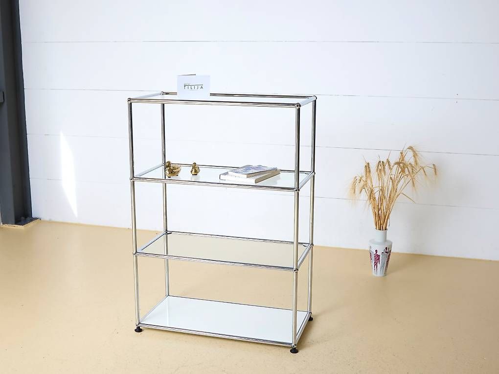 USM Scaffali: USM Sideboard / Regal mit Glastablar, Lieferung möglich – Usato da Meinisberg venduto da atelier_TILIJA