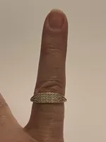 Jolie bague 54  dorée sertie 3 rangées pierres zircons