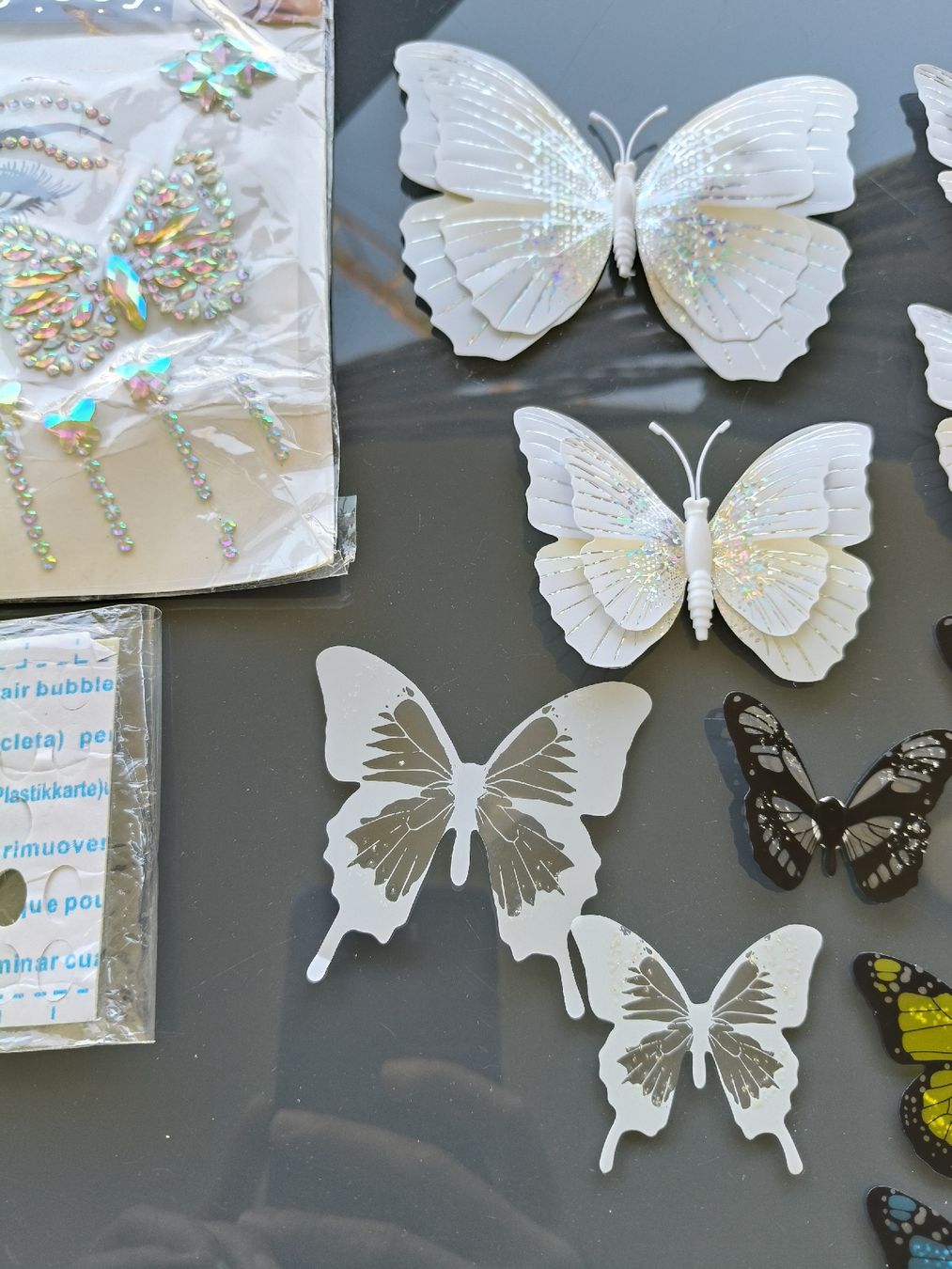 Kit bricolage: Lot de papillons et strass décoratif – Nuovo e nell'imballaggio originale da Monthey venduto da lesaffairesdecamille 6