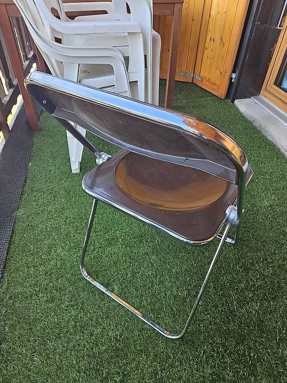 Sedie: 4 Chaises Plia Giancarlo Piretti – Usato da Henniez venduto da Tjiminy 1