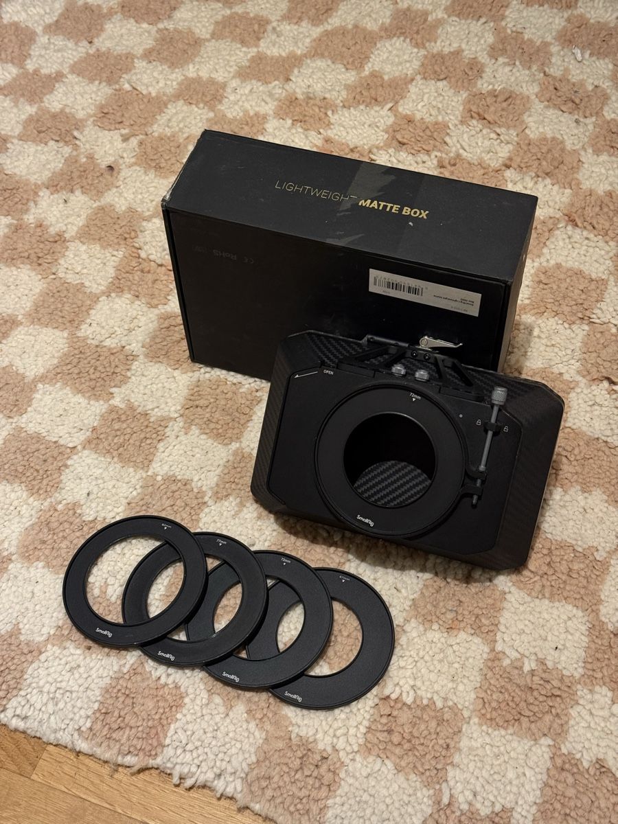 Caméscopes: SmallRig Lightweight Matte Box with Adapter Rings Set – D'occasion à Zürich par sam_w2mp 2