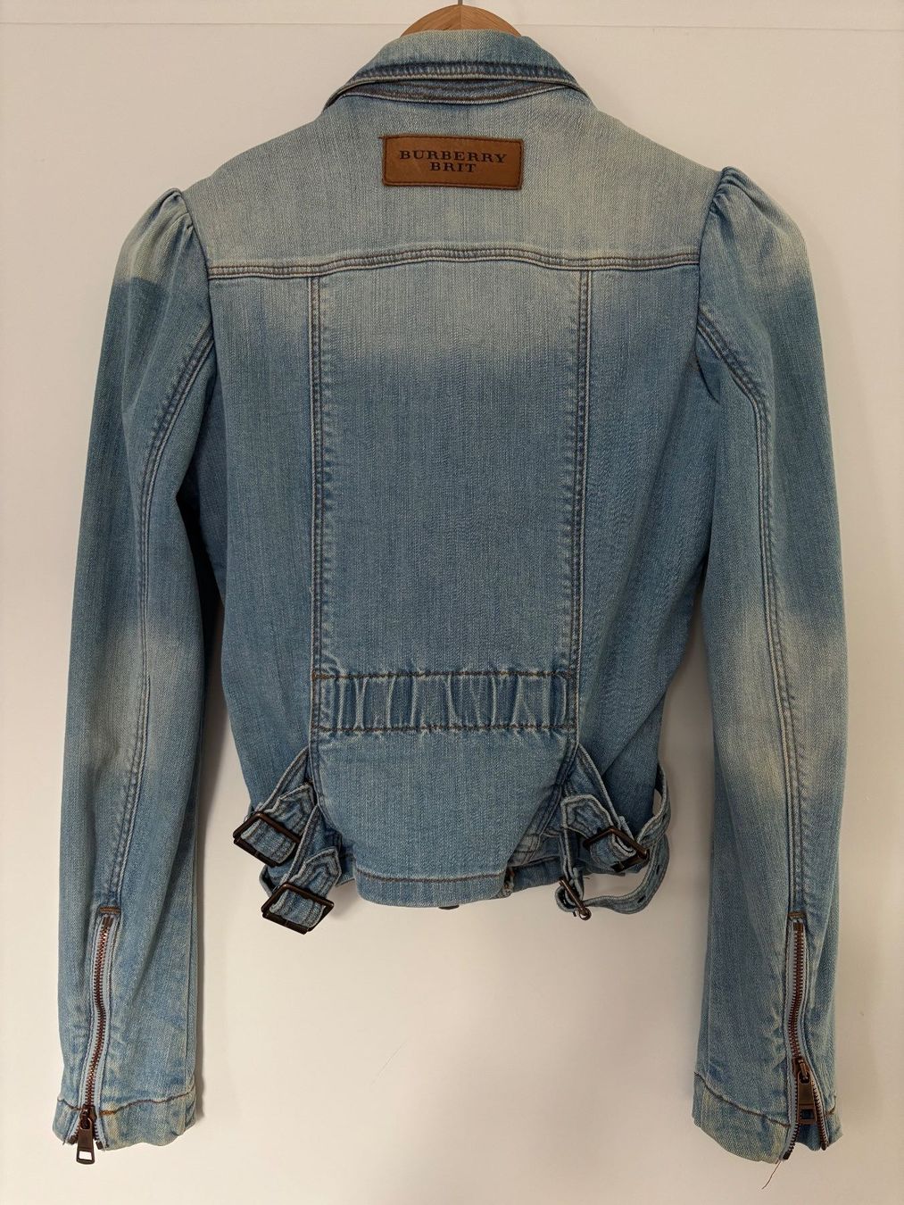 Burberry Jacken: BURBERRY  eelastische Bikerjacke 34, hellblau – Gebraucht aus Herrliberg von mayfi 5
