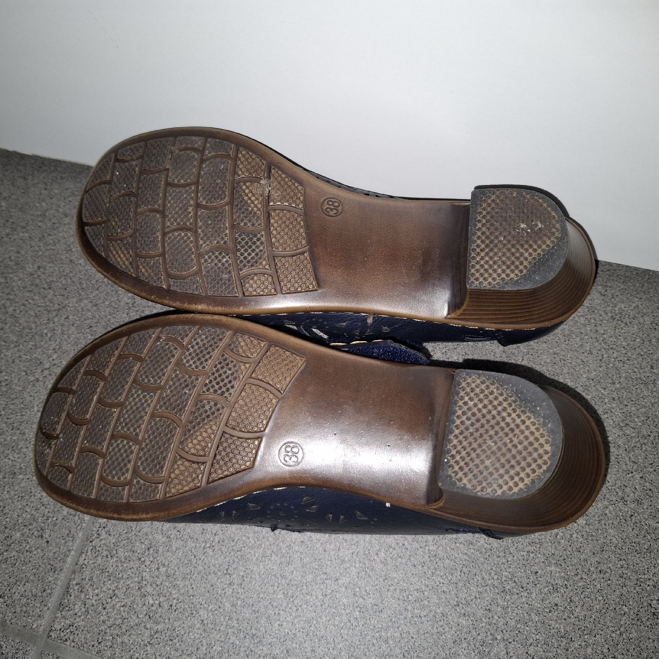Damenschuhe: Bequeme Sommerschuhe Gr. 38, B-Ware – Neu (gemäss Beschreibung) aus Oftringen von januarloch 5