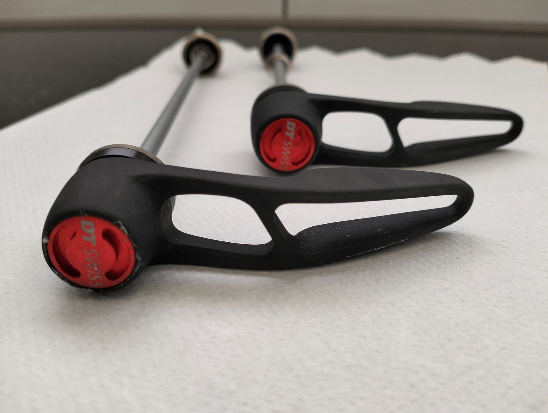 Swiss Pezzi di ricambio: DT Swiss Schnellspanner Set – Usato da Uster venduto da KarlZH