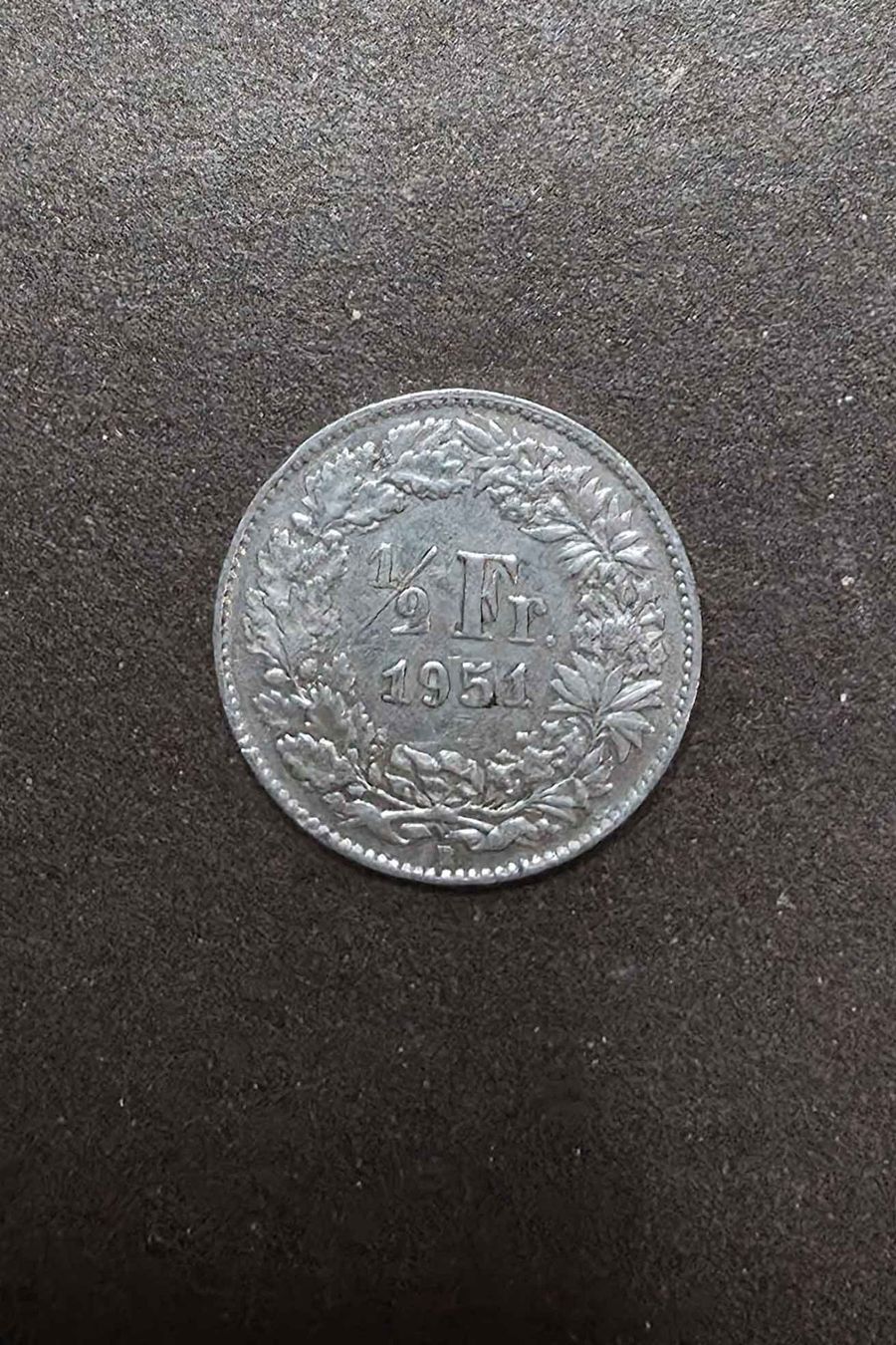 Tutti le monete: Silbermünze 1/2 Franken 1951 – Usato da Filzbach venduto da Cschufi