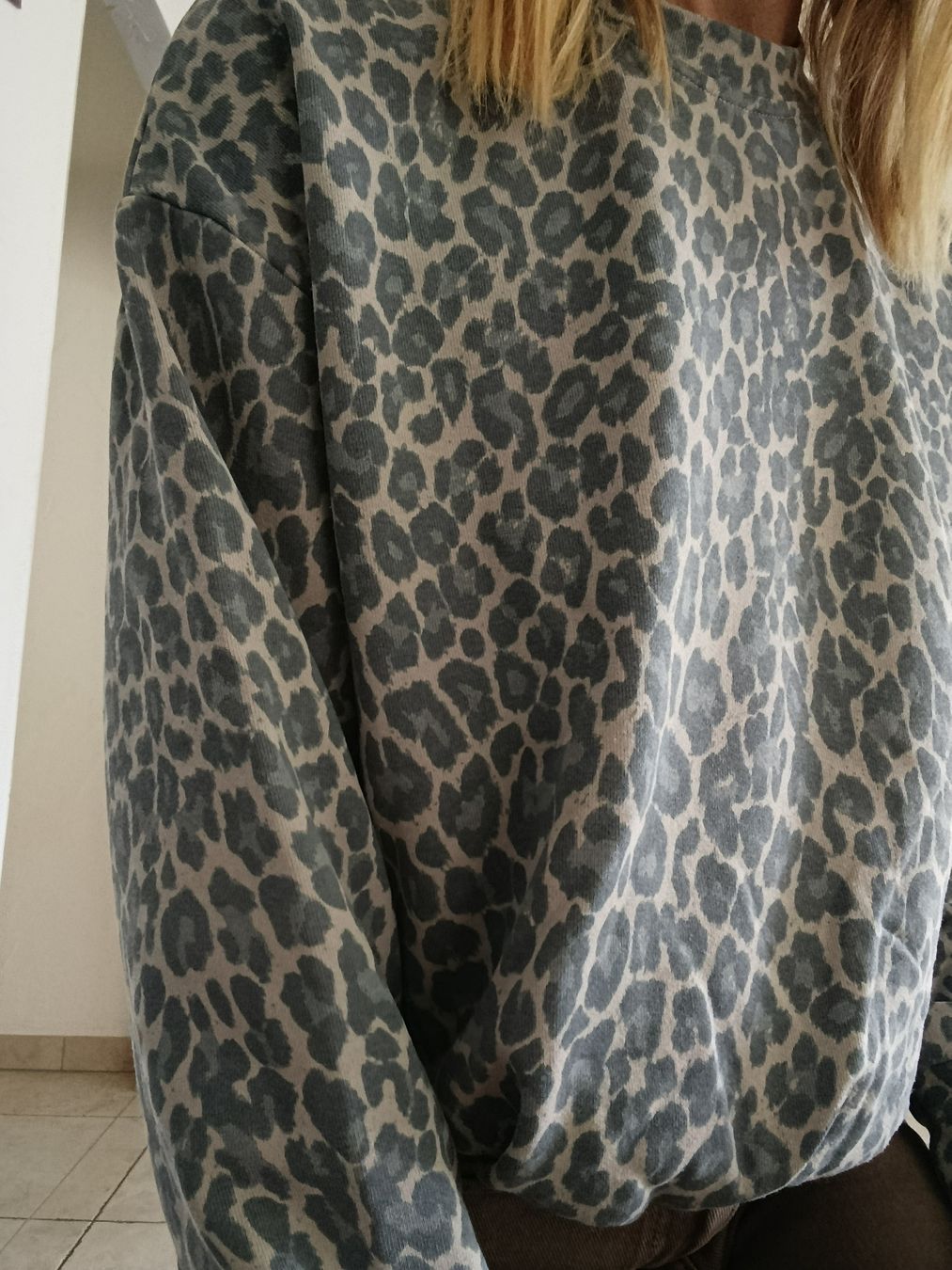 Maglioni & Felpe: PULL KIABI COTON LÉOPARD S – Nuovo (secondo la descrizione) da Sierre venduto da shirley04 1