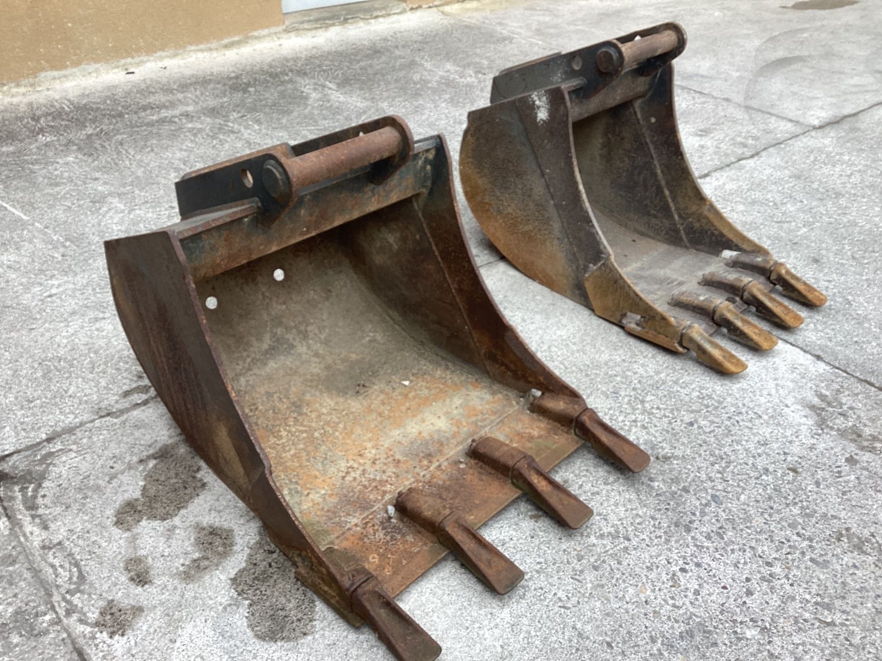 Komatsu Bagger: Pneubagger Komatsu PW95 – Gebraucht aus niederurnen von  9