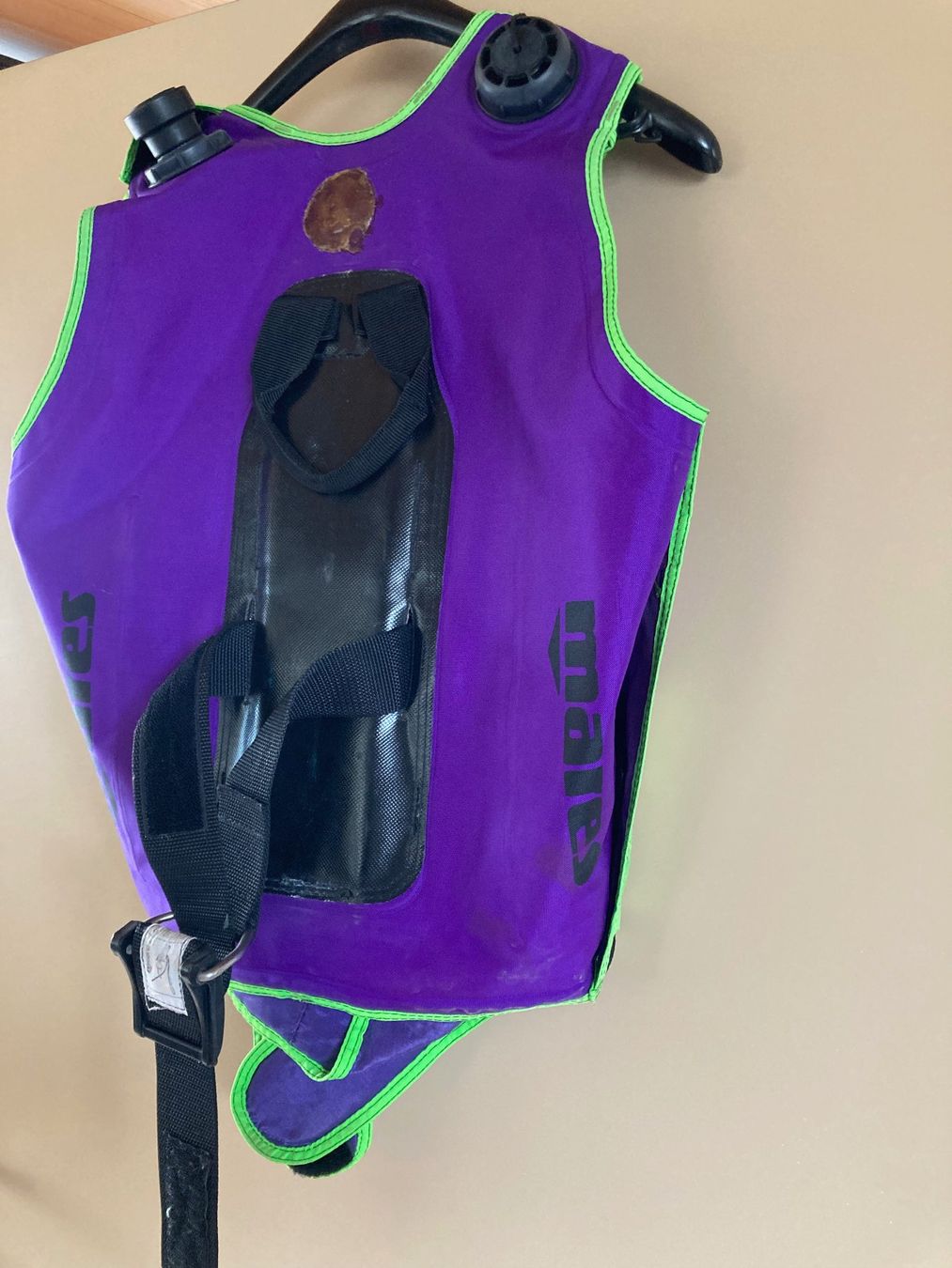 Mares Atemregler & Jackets: Mares Tarierweste Grösse S – Gebraucht aus Therwil von Orlanda 2
