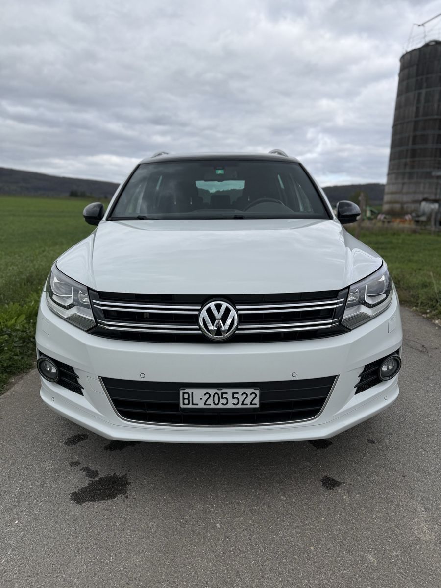 VW Autos: vw tiguan – D'occasion à Brislach par hue_6q96 4