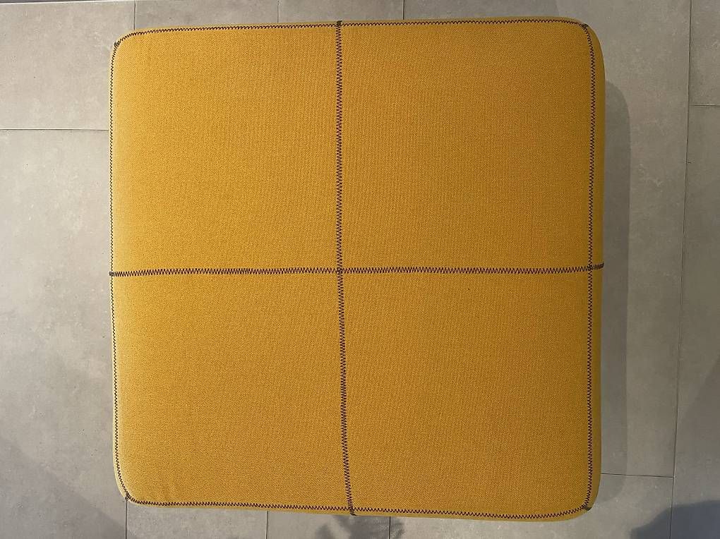Hocker: Ottomane / Fusshocker / Pouf – Gebraucht aus Thalwil von Suleigl 2
