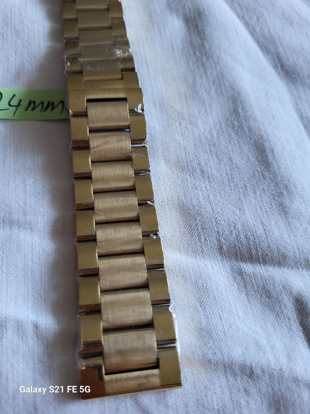 Armbänder & -reifen: 24mm, Neu Uhrenarmband, universale – Neu und originalverpackt aus Riehen von tamola67
