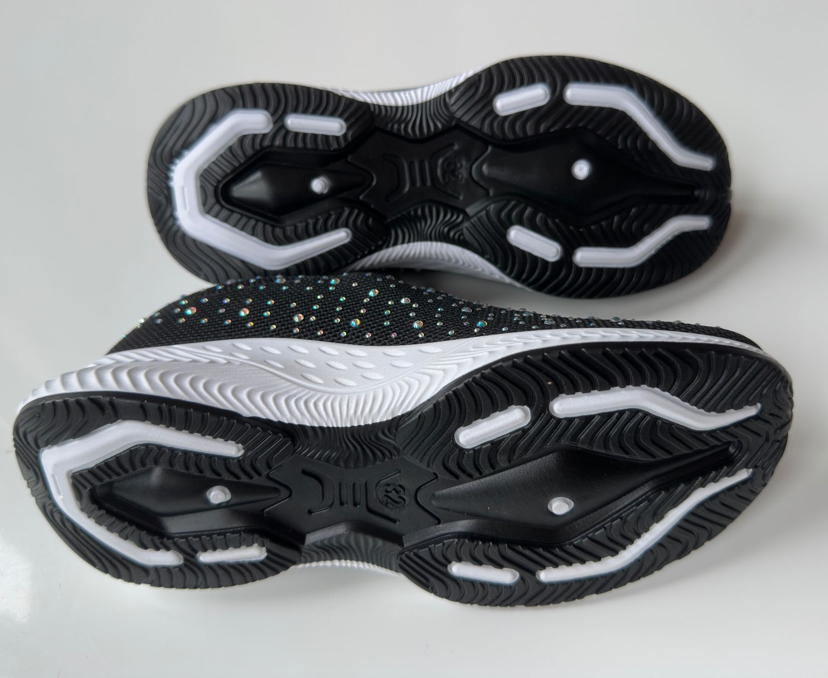 Dosenbach Scarpe per ragazze: NEU - Gr 32/33 Glitzer Slip On Sneaker – Usato da Rickenbach b. Wil venduto da sunneschii_ 7