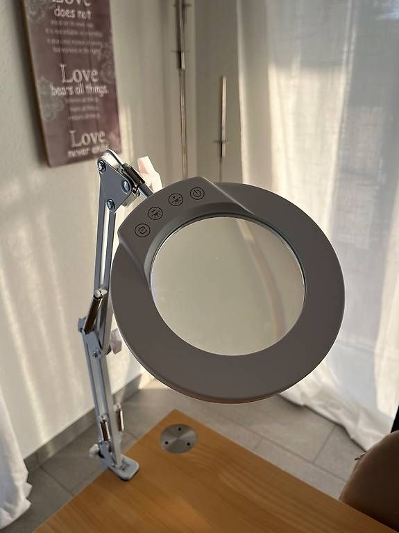 Sonstiges zu Optik: Lupenlampe – Gebraucht aus Aarwangen von Bugi011