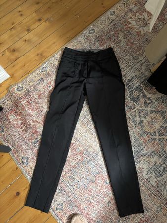Hose Grösse 34 schwarz