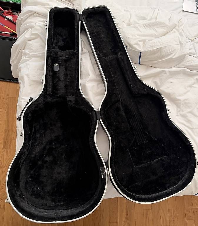 Instruments de musique: Guitar Hard Case  – D'occasion à Ruvigliana par tbr_fh6j 2