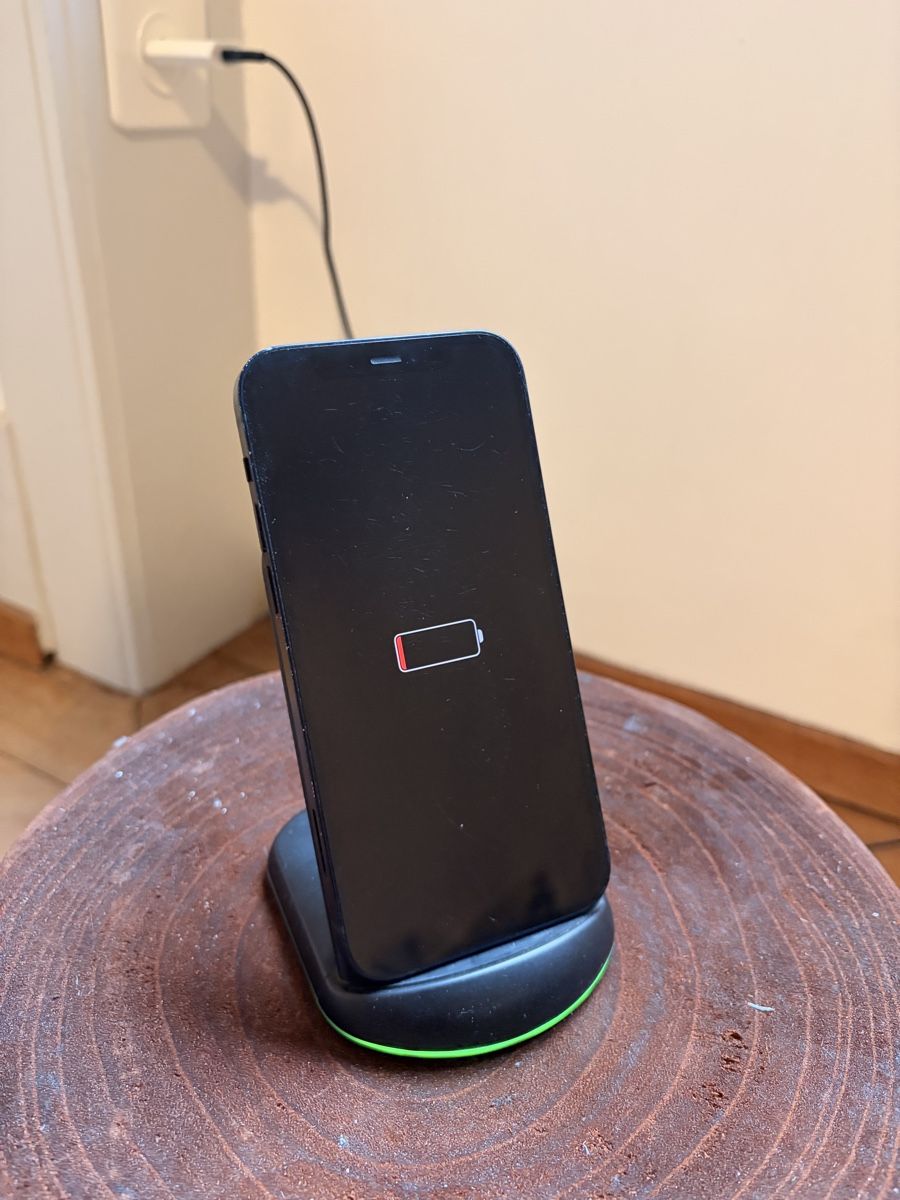 Apple Handys / Smartphones: iPhone 12, Schwarz, Top Zustand, 64 GB – Gebraucht aus Bern von mar_8whf 2