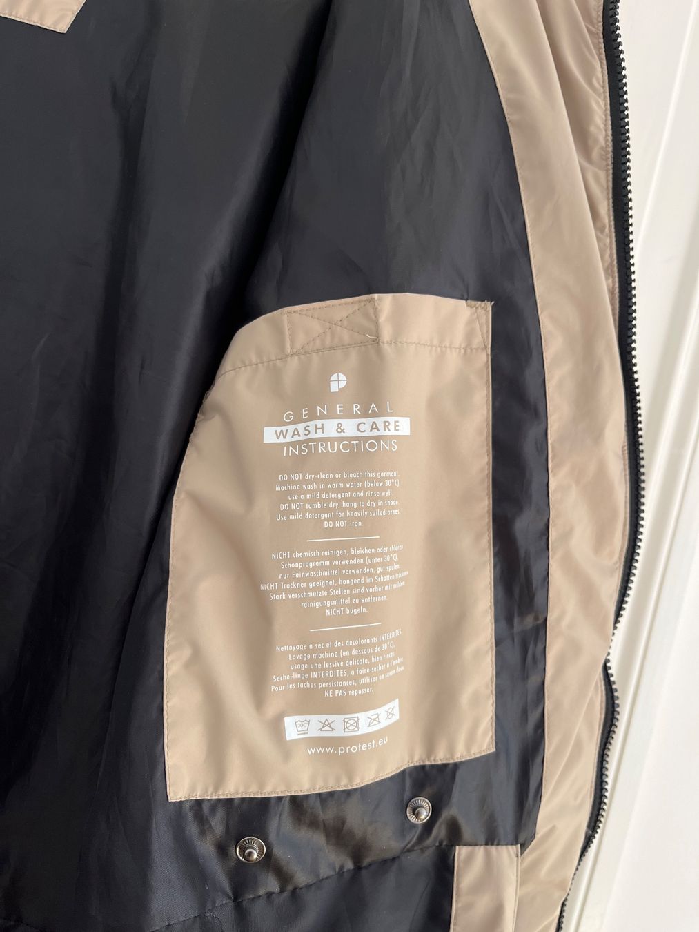 Protest Giacche: Protest Herren Jacke beige L halb Daunen – Usato da Zürich venduto da bretxo 5