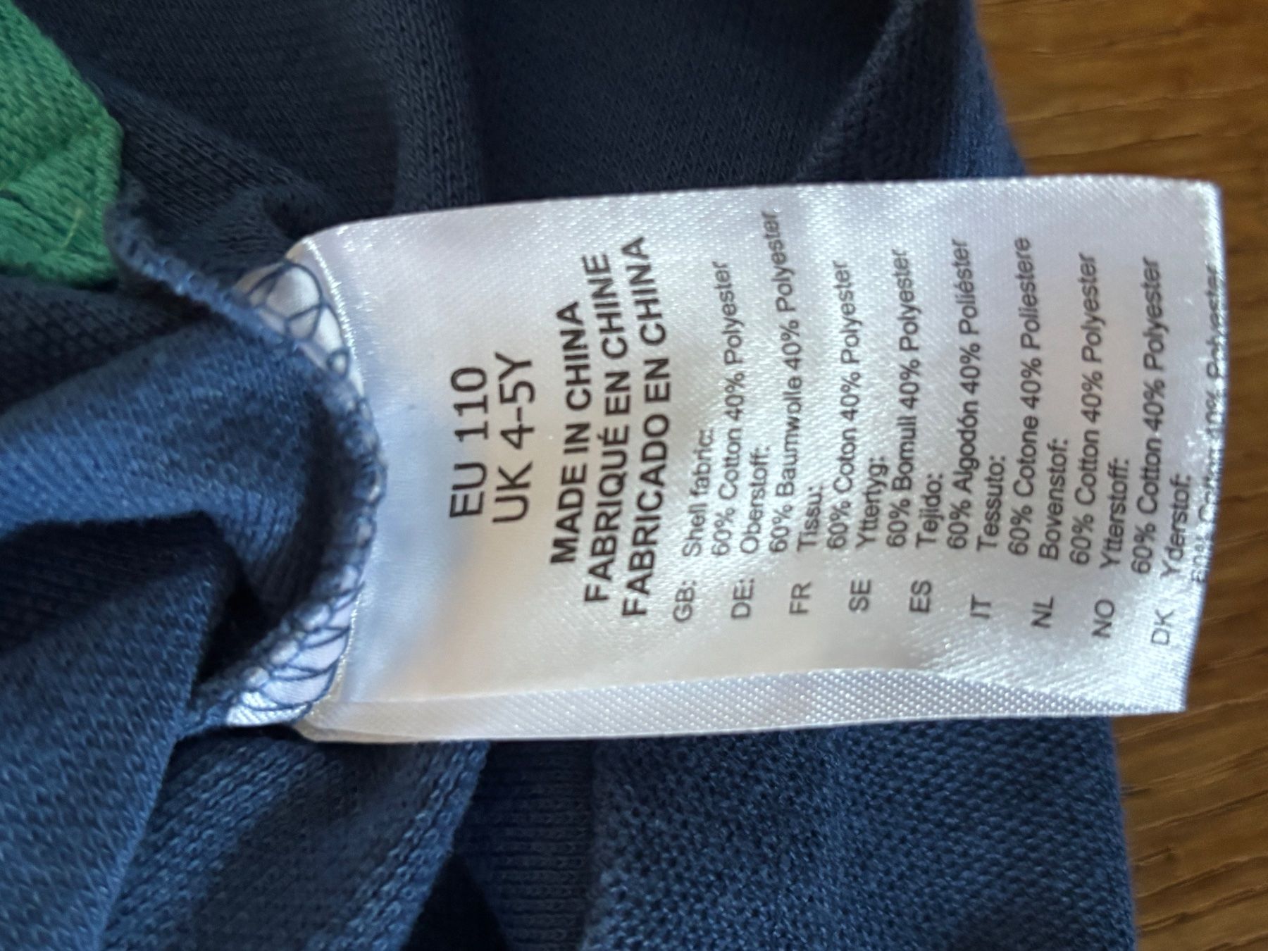 Camicie, T-shirt & Polo: Polo Shirt TROLLKIDS blau – Usato da Würenlos venduto da Ashley24 4