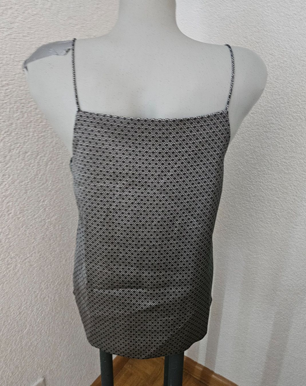 H&M Top: Sommer Top Spaghetti Träger Retro Gr. 36 H&M – Usato da Füllinsdorf venduto da Sunnebliemli7 2
