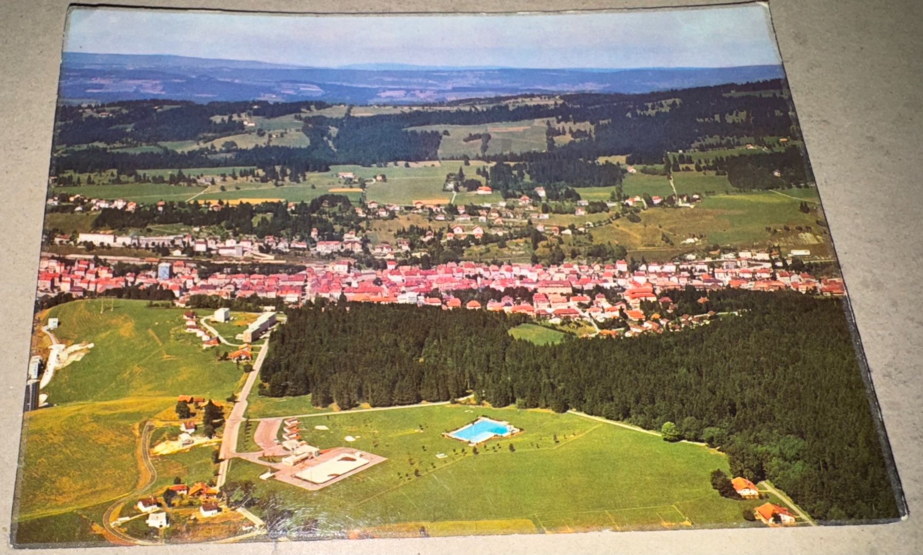 Cartoline postali: LE LOCLE - Ansichtskarte – Usato da Tegerfelden venduto da siebenmacky