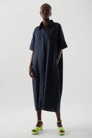 COS Leinen Hemdkleid, schwarz, Grösse XS sitzt bis zu M