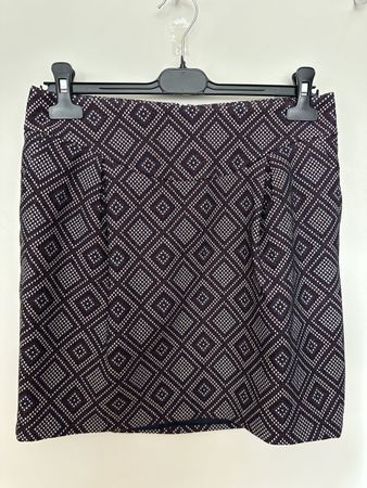 Jupe Kookai taille 38 en jacquard bordeaux et bleu