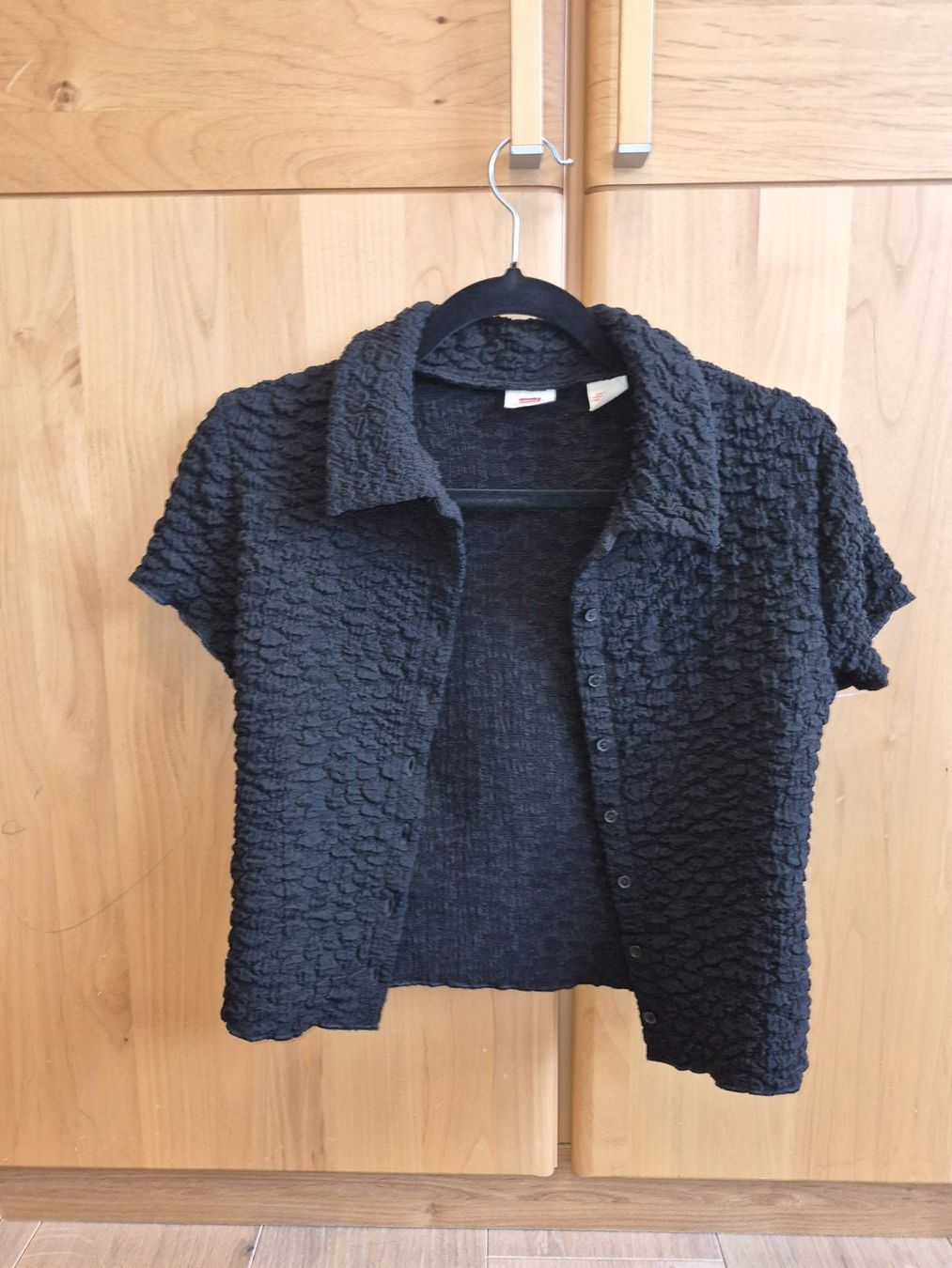 Levi's Blusen: Levi's Bluse schwarz geknöpft – Neu (gemäss Beschreibung) aus Russikon von ENA.W22 1
