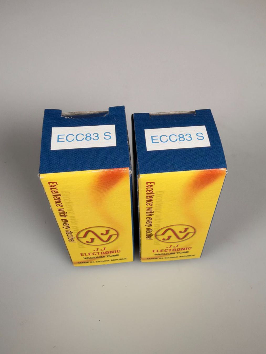 Componenti elettronici: 2x JJ Electronic ECC83S / 12AX7 Röhren – Usato da Basel venduto da IRMAundFRED 1