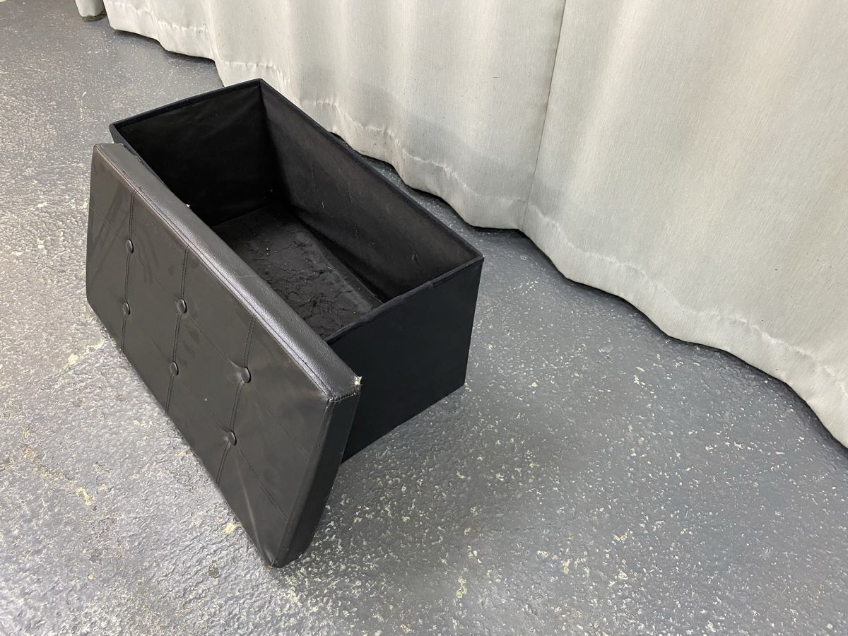Hocker:  Stauraum Hocker – Gebraucht aus Hägglingen von Karin0802 6