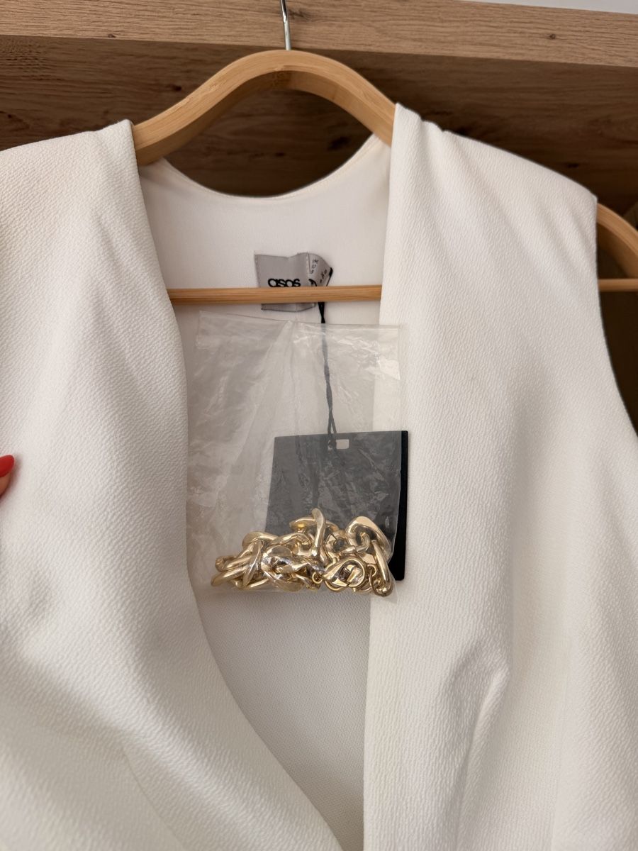 Robes: Robe blanche 36 NEW – Neuf avec emballage d'origine à La Croix (Lutry) par secondhandZara 2