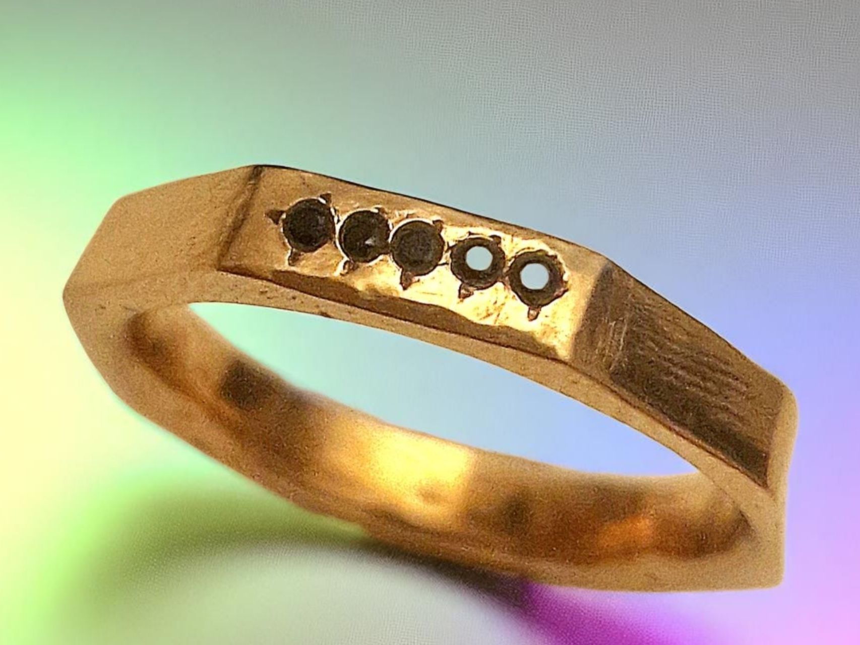 Anelli: Achteck-Ring Bronze mit 4 Spinellen, Grösse 58.7 – Nuovo e nell'imballaggio originale da Aarau venduto da Schmuckhoehle_MD