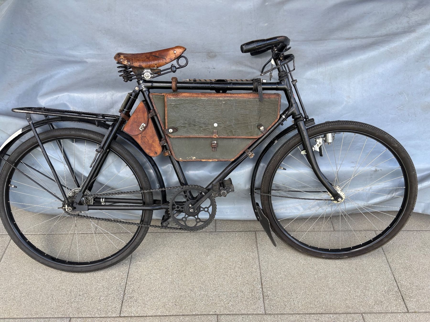 Schweizer Armee Velos: Ordonnanzrad 1946 – Gebraucht aus Stüsslingen von Natrium 5