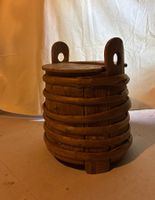 Holzfass mit Deckel