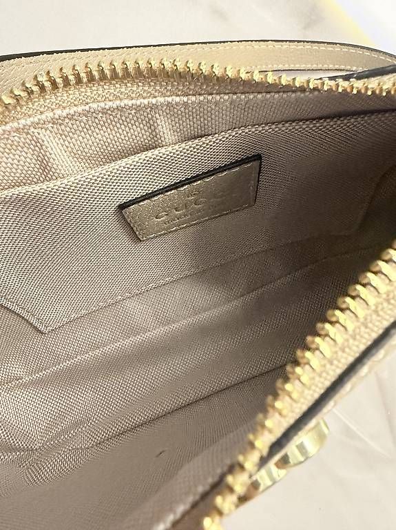 Borse da donna:  tasche beige – Usato da Bülach venduto da ade_h776 3