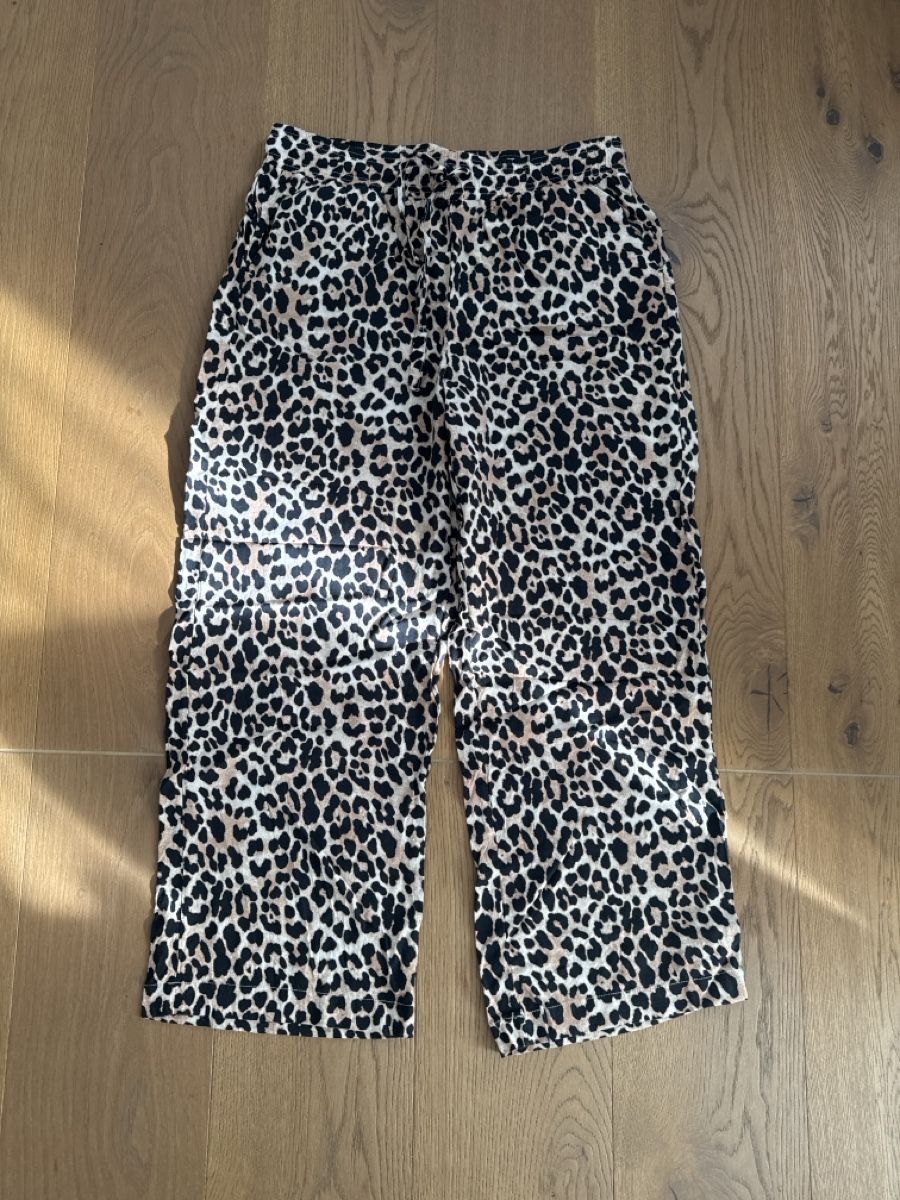 Pantaloni: Weite Hose in Leooptik, Grösse 40 – Usato da Urtenen-Schönbühl venduto da Lalablue