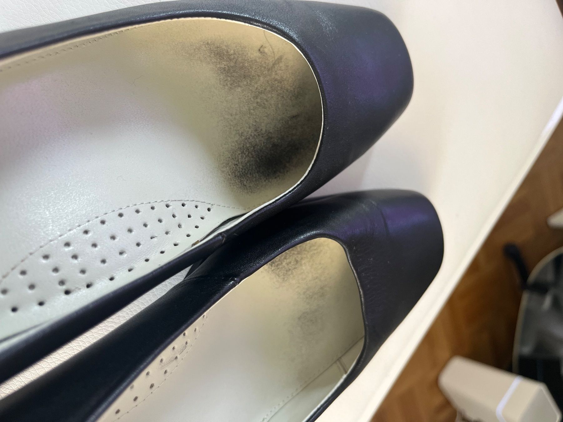 Scarpe da donna: Hush Puppies leather pumps - size 38 – Usato da Cully venduto da Maar_K 4