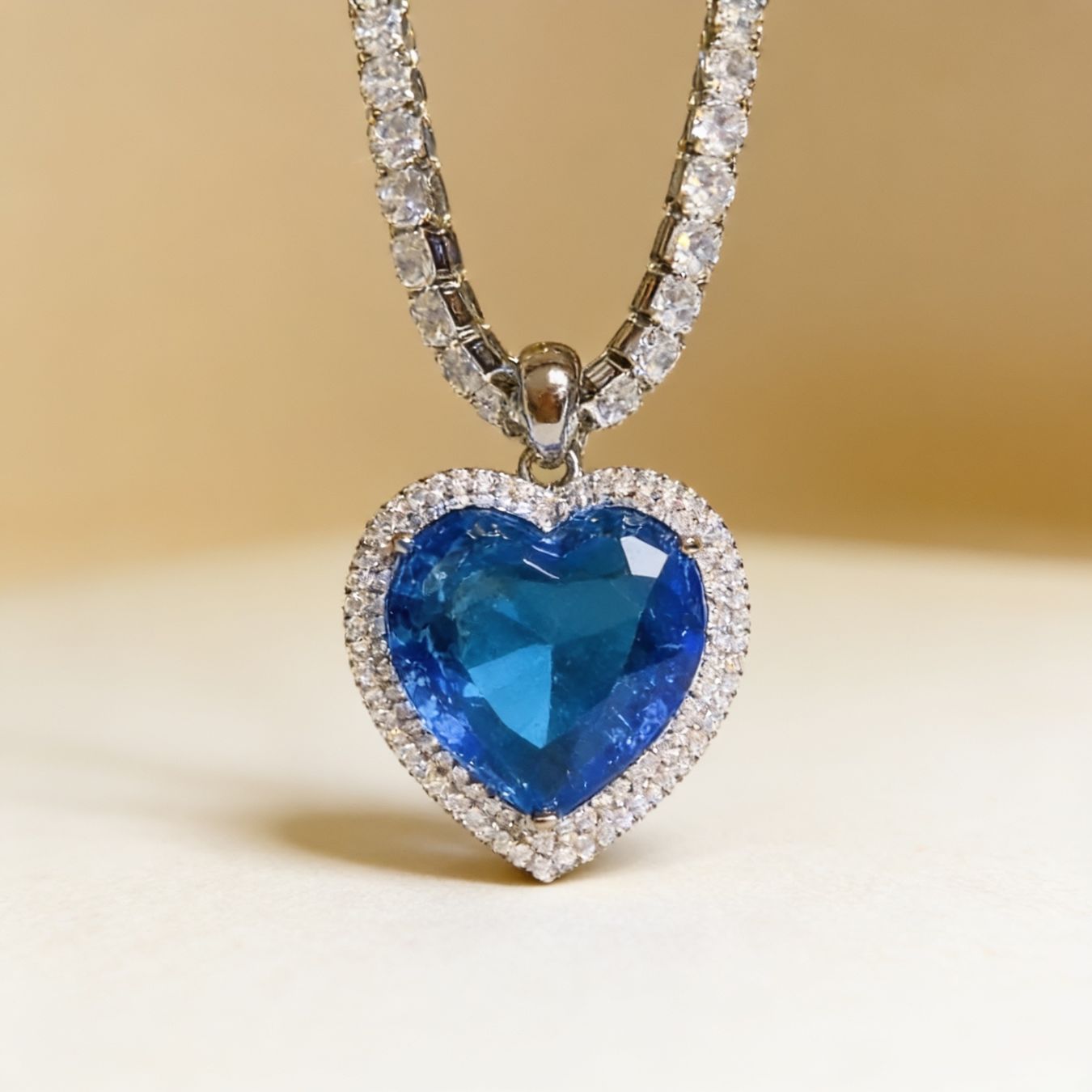 Colliers: Collier coeur de l’Ocean – Neuf avec emballage d'origine à St-Maurice par Sandrinette123 5