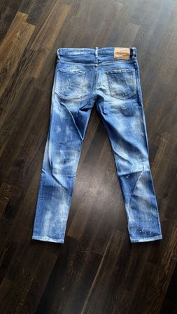 Dsquared2
