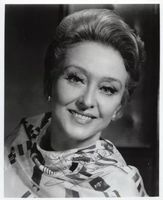 Celeste Holm 1917-2012 Autogramm signiert Foto 20x25cm