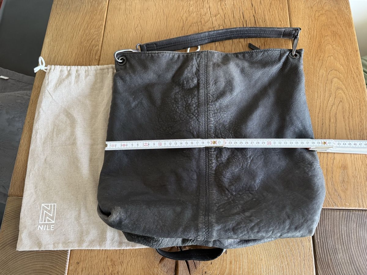 Nile Borse da donna: Nile Lagenlook Ledertasche  Staubbeutel – Usato da Sirnach venduto da sirni 4