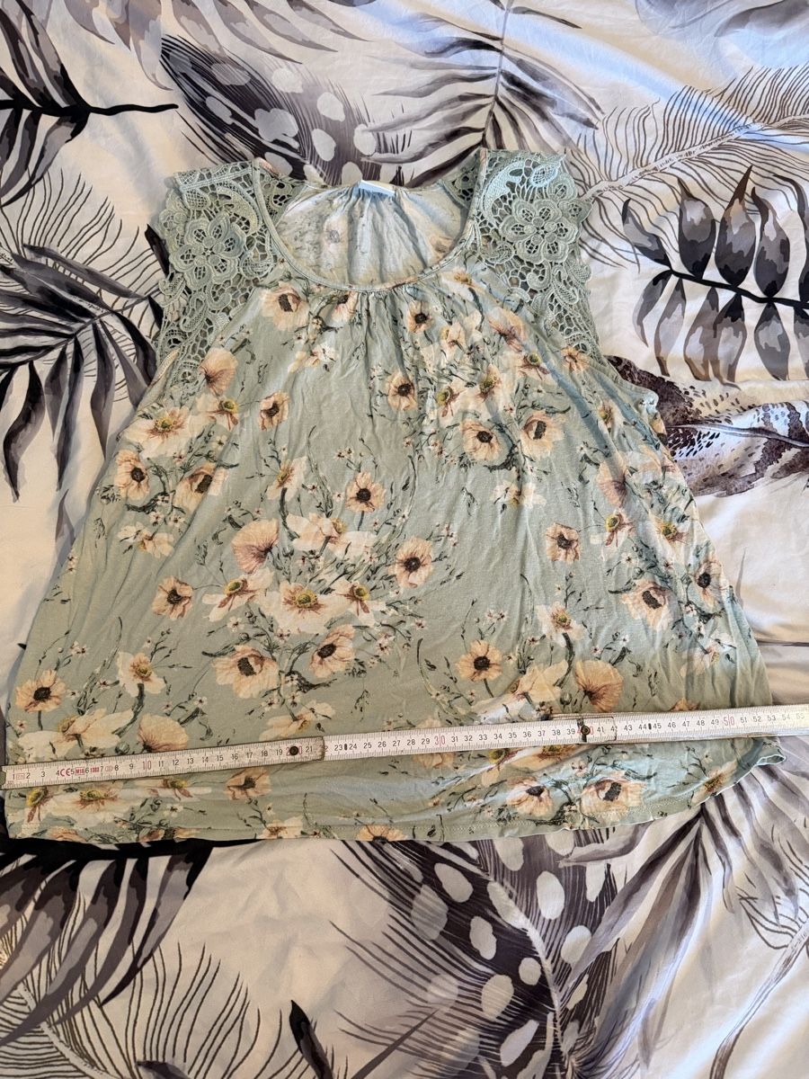 Top: T shirt set 5 teilig – Usato da Frauenfeld venduto da _elle.Mich9 2
