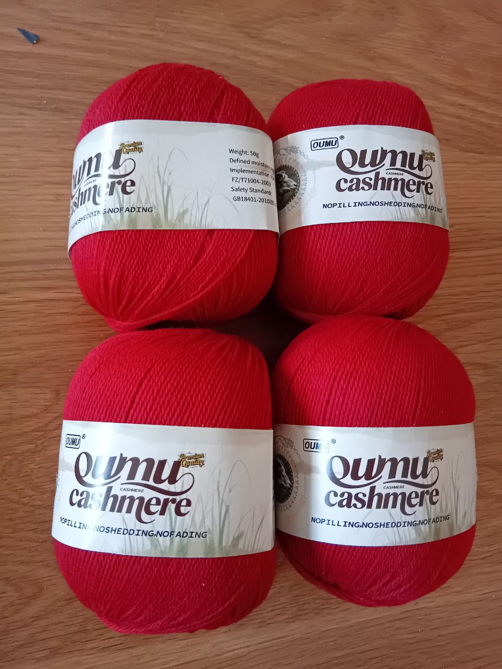 Lana: 200gr.Cashmere inkl.Buch – Nuovo (secondo la descrizione) da Burgdorf venduto da carodesign1