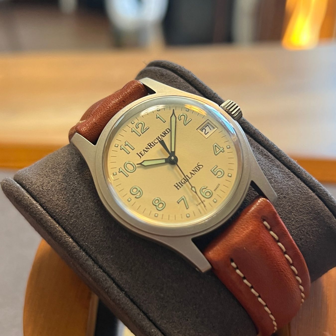JeanRichard Uhren: JeanRichard Highlands Quartz Date 28010 – Gebraucht aus Carouge GE von Watchaser 7