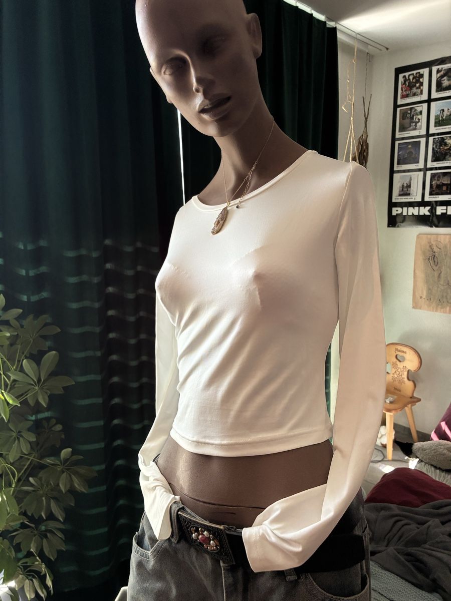 Pulls & Sweat-shirts: Weisses langarm shirt – Neuf (Voir description) à Ueberstorf par nai_9z9s
