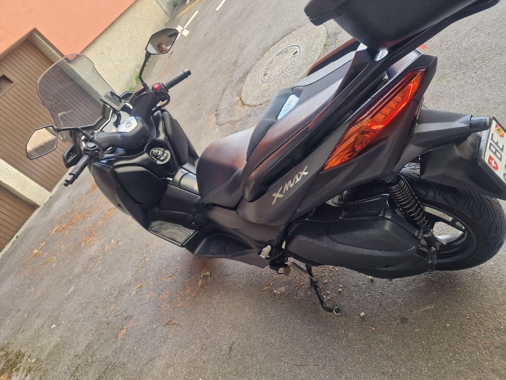 Yamaha Scooter: Yamaha XMAX 300 2019 – Usato da Steffisburg venduto da ner_x5lt 4