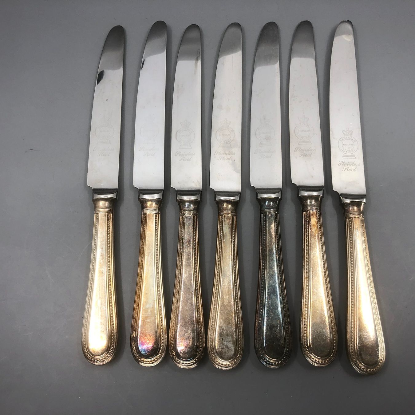 Besteck: 7 Vorspeisemesser versilbert Sheffield – Gebraucht aus Basel von Tiabeanie 1