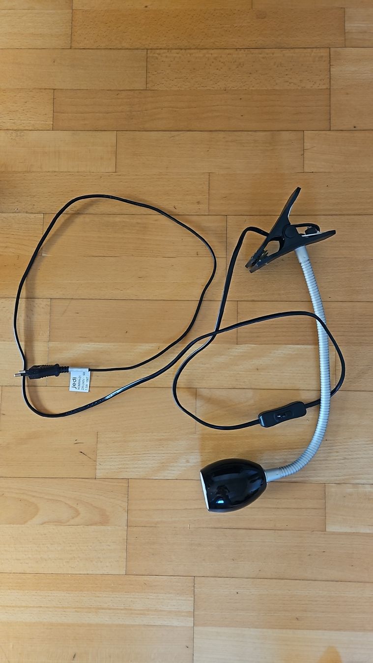 Lampes: Tischlampe anklippen – D'occasion à Schwyz par niggi05